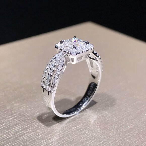 🎁Luxury Clear Gem Zircon Filed Delicate Square Hollow Rings for Women,MARR9031 - Picture 6 of 7